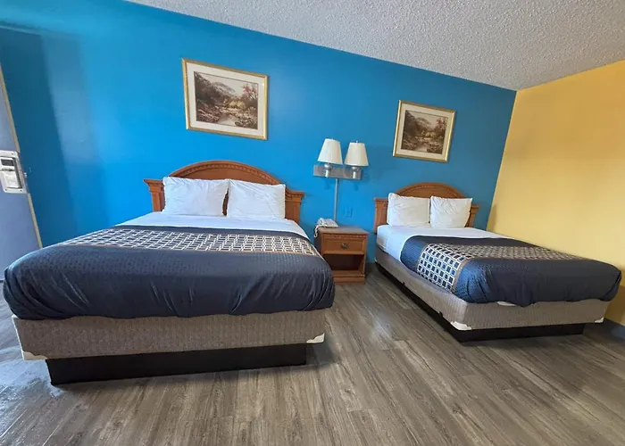 Western Skies Motel