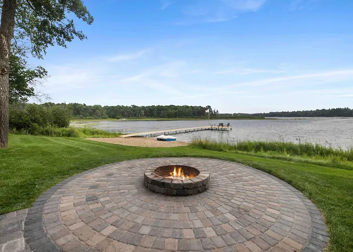 Hartley Lake Hideaway - The Perfect Getaway!