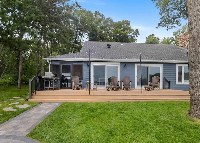 Hartley Lake Hideaway - The Perfect Getaway!