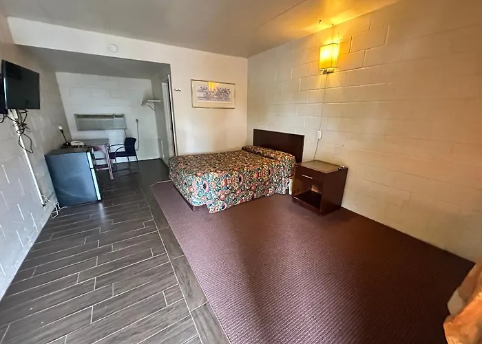Harmony House Motel