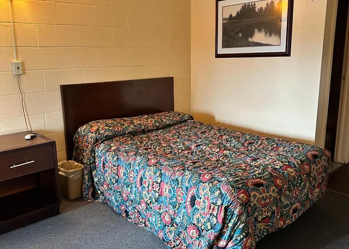 Harmony House Motel