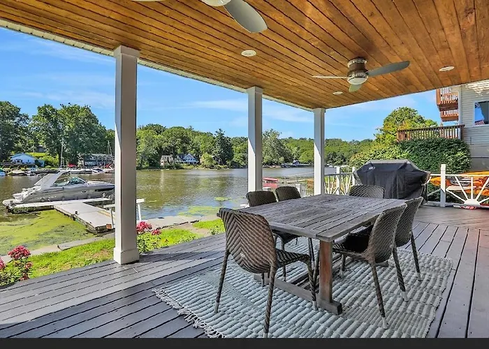 Charming Home On Esopus Creek