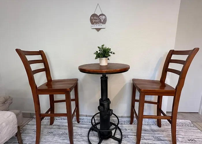 Suite E With 2-Bedroom