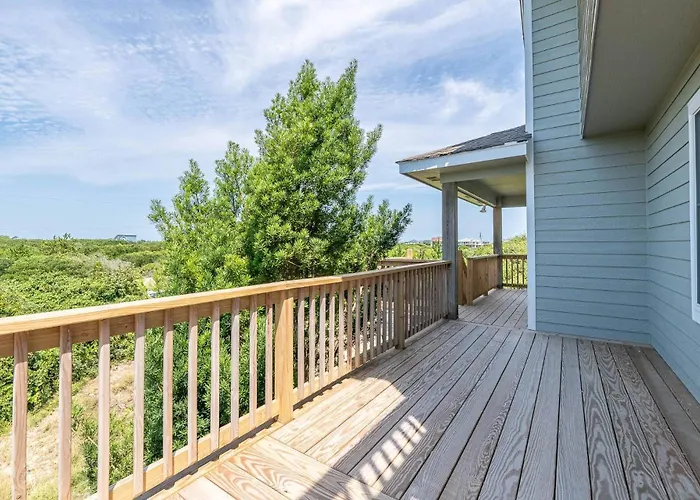 Leisure Dayz - 4X4 Carova Beach, Oceanfront, Ocean View, Sound Access, Pets Ok, Yr Flex Stays