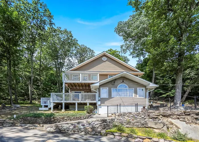 Zen Lake House