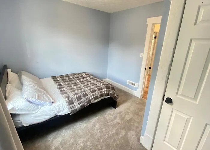 Cozy Home In Olde Towne East
