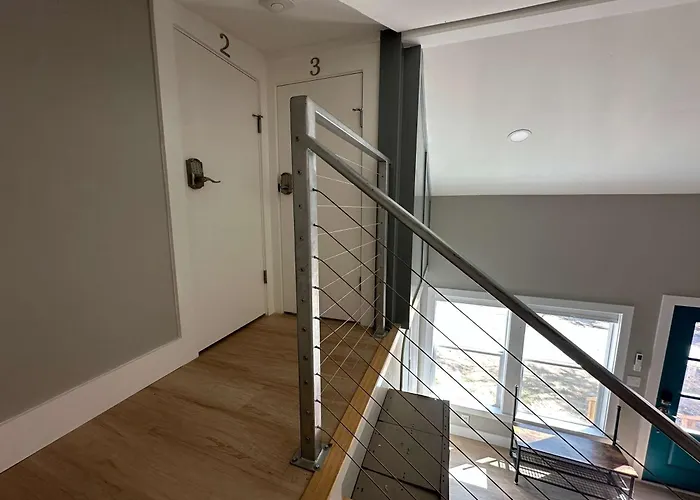 Tiny Private Room #3 In Shared 5Br House With Other Guests