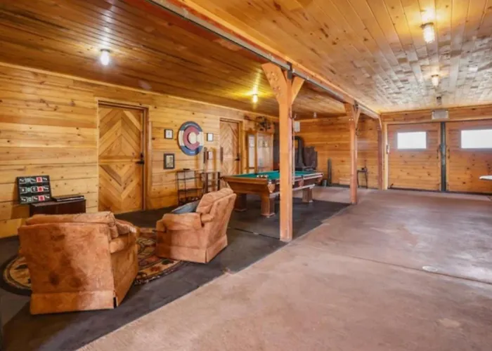 Phantom Canyon Resort
