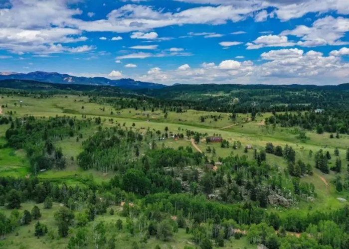 Phantom Canyon Resort