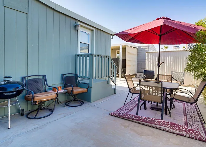 Pool, Hot Tub & Tennis Courts: Yuma Home Near Dtwn