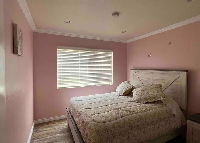 Beautiful And Cozy!