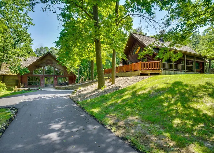 Family Home W/ Indoor Pool ~ 2 Mi To Elkhart Lake!