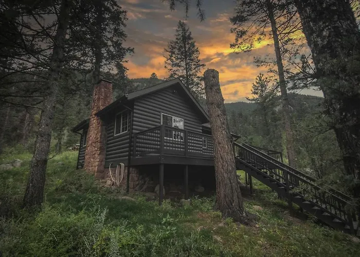Mountain Cabin With Hot Tub, Fireplaces, Loft, Views