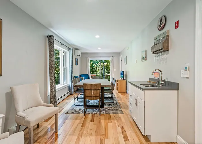Tranquil Tides Home For 8