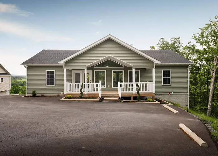 The Apple Mountain House