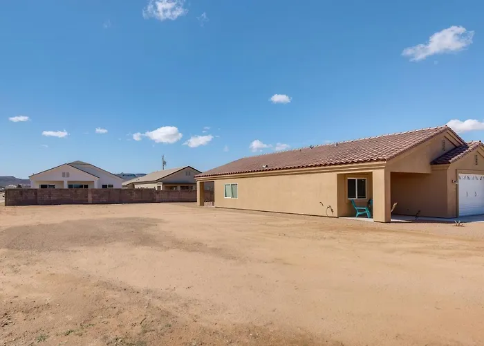 3Br 2Ba Kingman Home W Patio Fire Pit