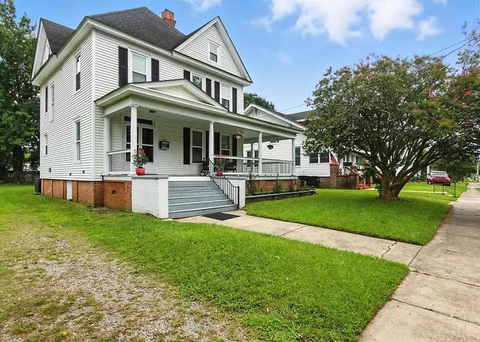Historic Elegance In The Heart Of Elizabeth City