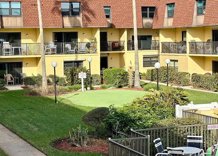 Beachfront With Heated Pool, 60 Seconds To Beach