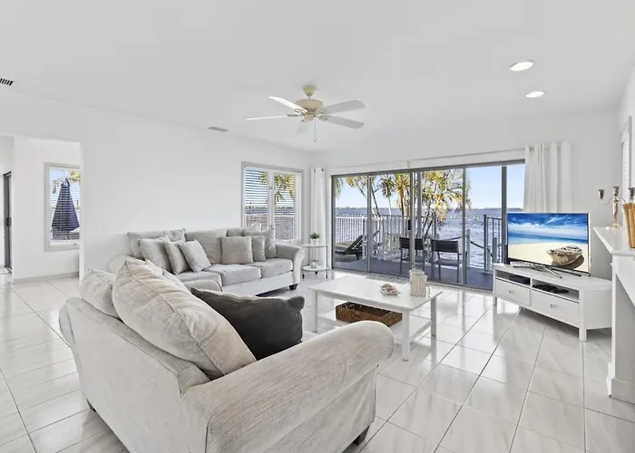 Luxury Pool Villa Located On The River In A Fantastic Location