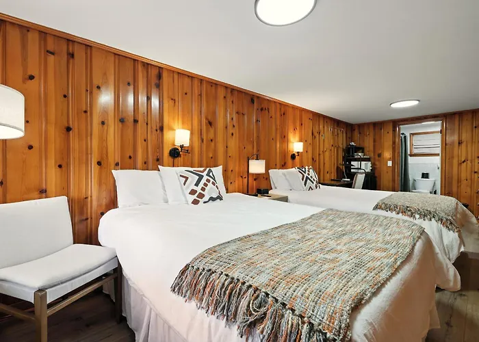 Hillside Hotel