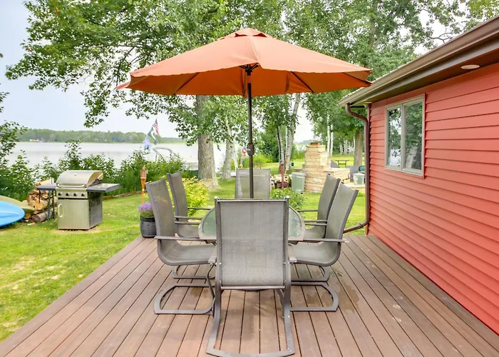 Boat Dock & Launch: Family Cabin On Prairie Lake!
