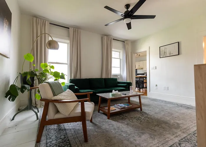 Charming & Newly Renovated 2Br In St Albans