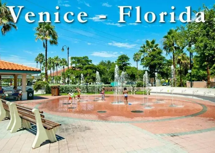 On Island! Private Pool Home-Walk To Great Beach!