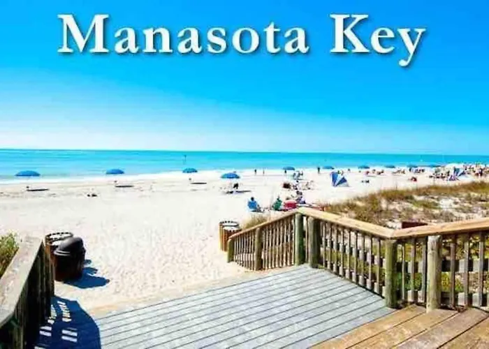Waterfront Mermaids Retreat Charms! Pool & Bay