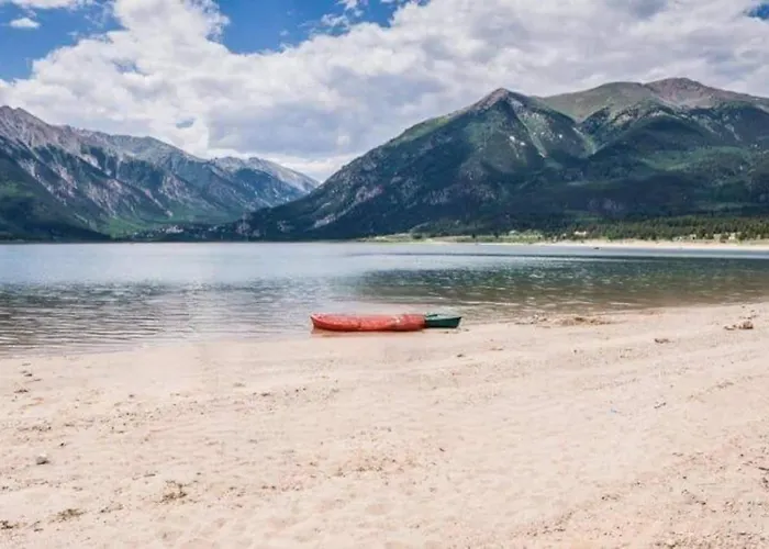 Mountain Cabin Getaway Near Twin Lakes