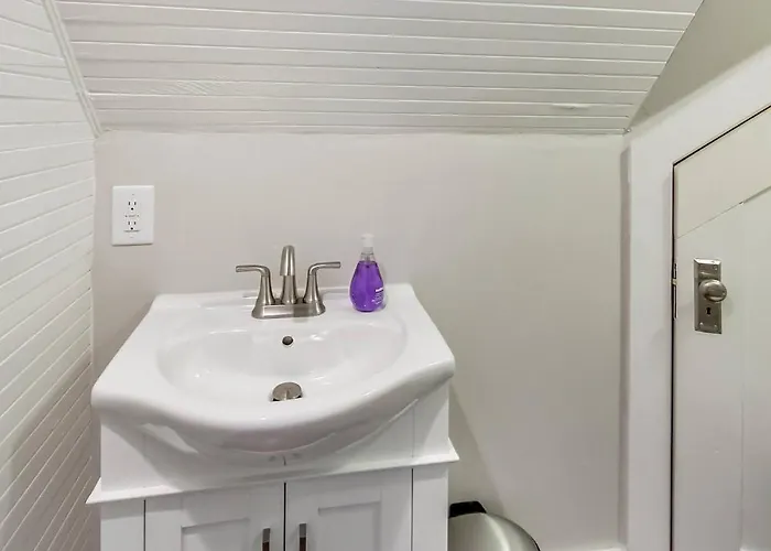 4Br4Ba Hidden Gem Wd Parking