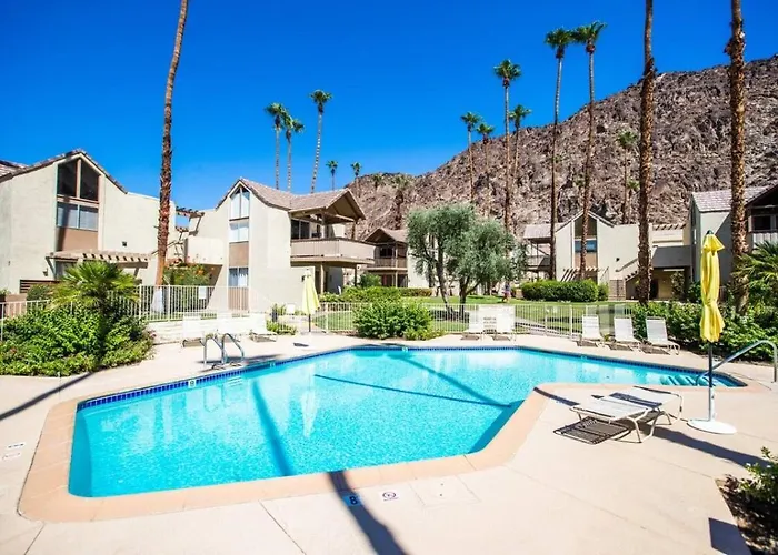 Indian Wells Desert Oasis Views Patio Pools