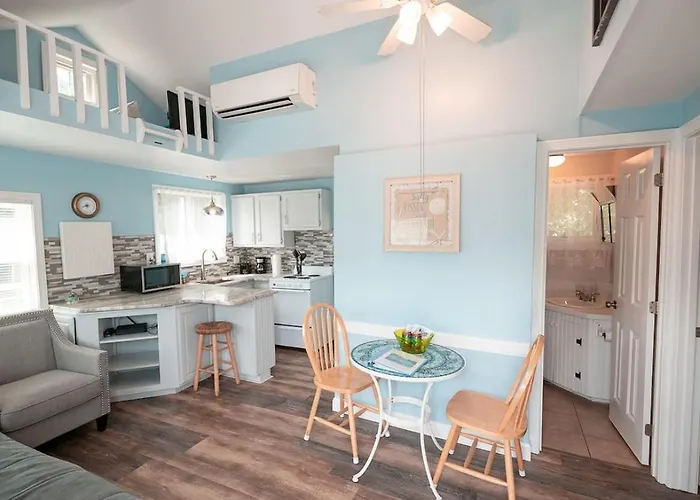 Cozy Cottage 100 Yds To The Beach! 93