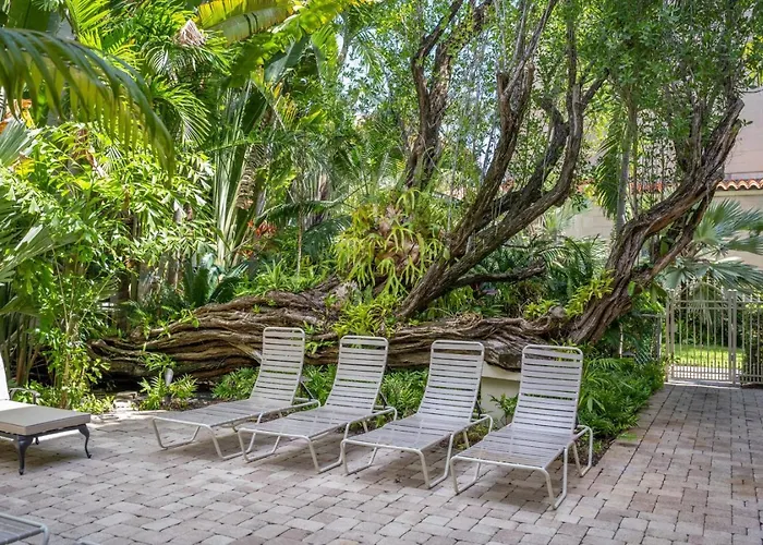 Captain'S Suite | Rare Corner King - Beach Access