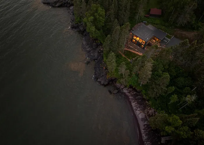 Tallens Stuga On Lake Superior | Near Lutsen Mtn