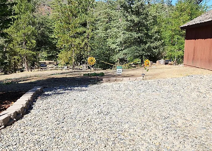 Yosemite Mountain Retreat