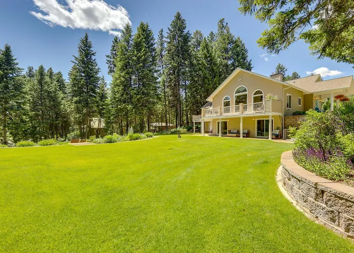 'Crystal Lake Retreat' Studio ~ 5 Mi To State Park