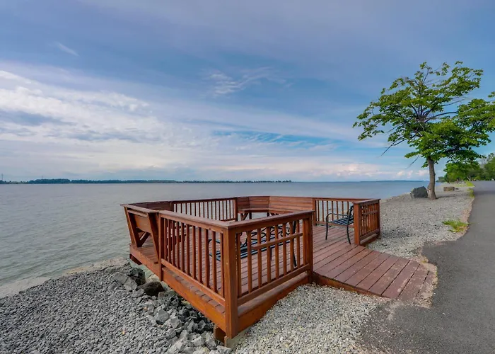 Apt On St Lawrence River In Cape Vincent!