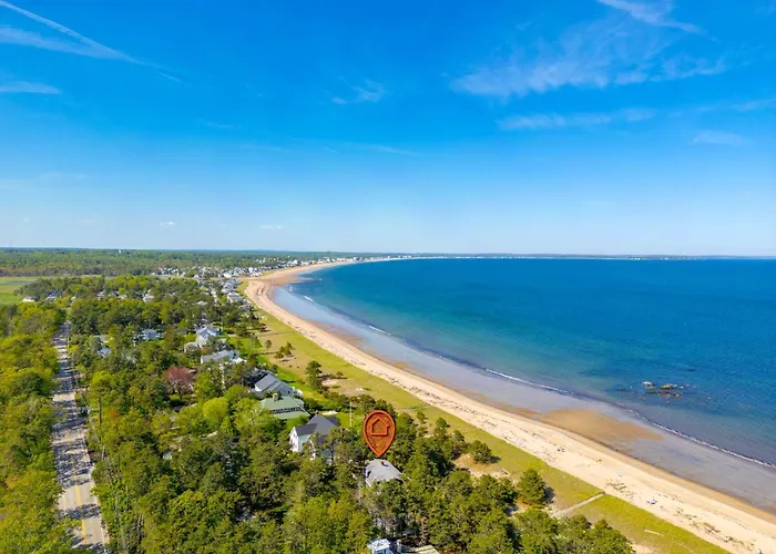 Beachfront And Only 30 Steps To Beach