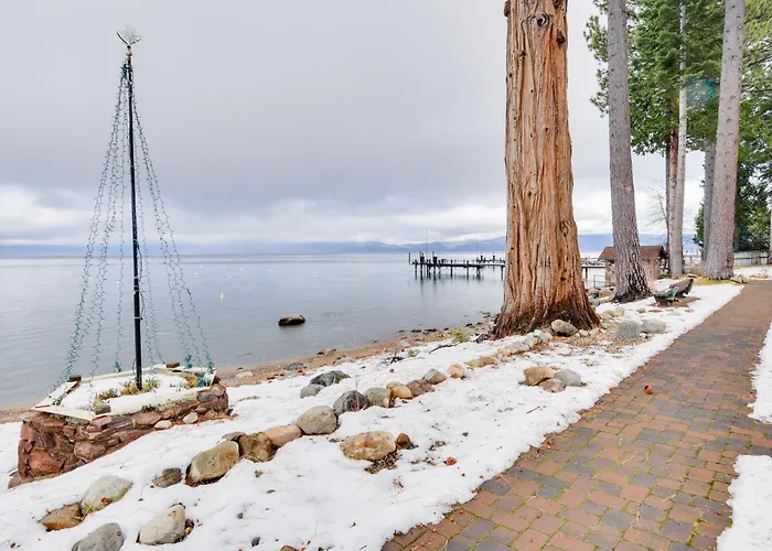 Waters Edge Escape - Patio With Bbq Near Beach