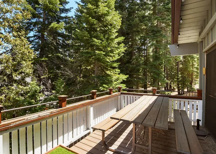 Waters Edge Oasis - Shared Pool & Pier Access