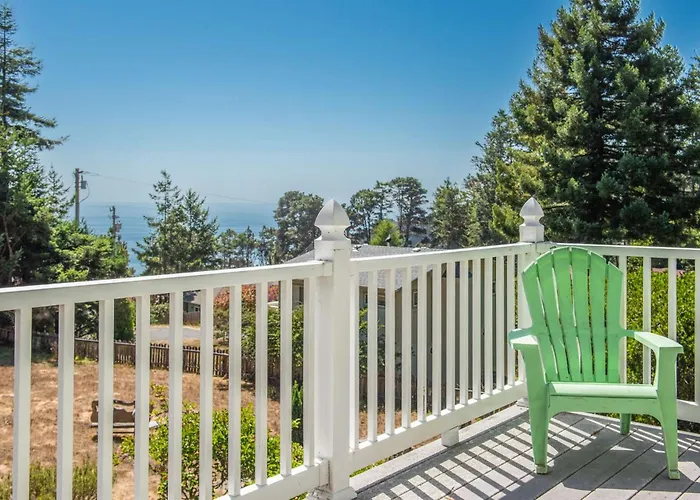 Gorgeous 3 Bdr Home In Gualala With Ocean View