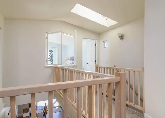 Gorgeous 3 Bdr Home In Gualala With Ocean View