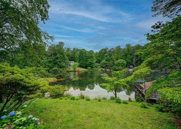 Lakefront Home With Private Dock - In Jasper Ga