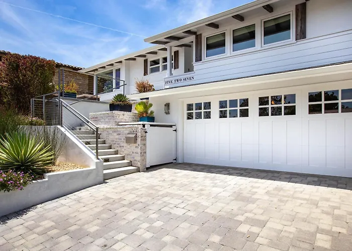 Private Wading Pool Home With Patio