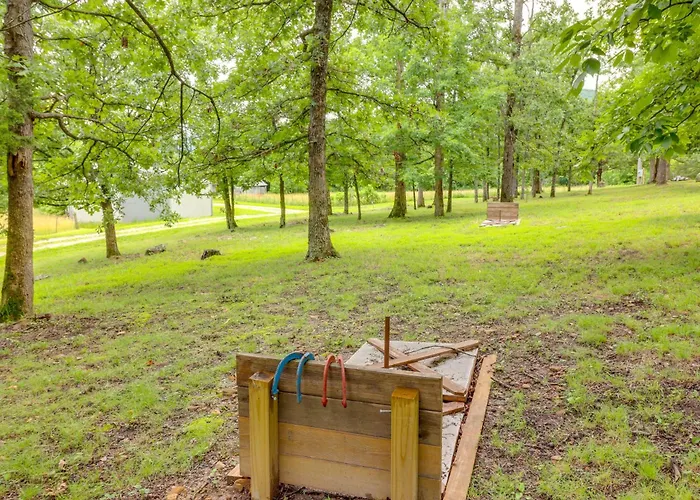 3,000 Sq Ft + Game Room: Ozarks Serenity Cabin!