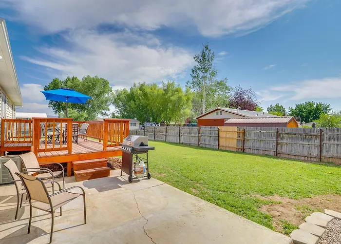 1 Mi To Main Street Vernal: Updated Home W/ Yard!