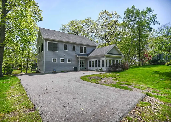 Stunning 5 Bdr Walk To York Harbor Beach