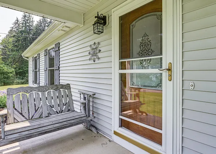 Peaceful Family Home Near Cayuga Lake State Park