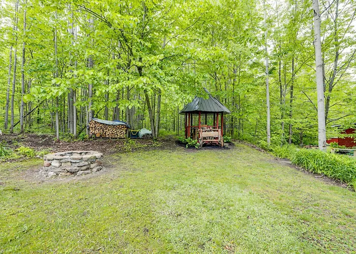 Adirondack Escape W/ River Access: Fish & Swim
