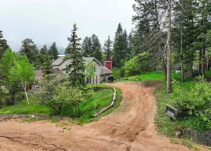 Fallsview Cabin Forest Escape W Rustic Charm